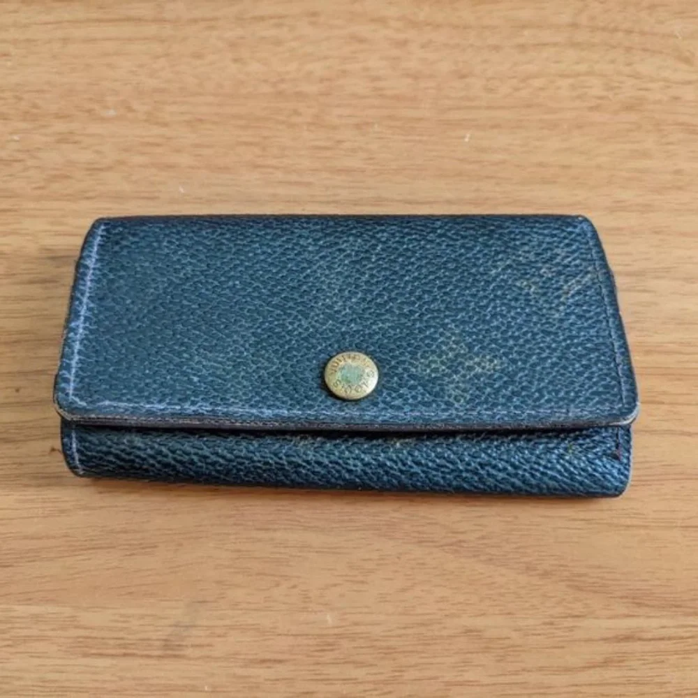 Louis Vuitton Monogram Key Holder/Wallet #1246💥PRICE DROP💥