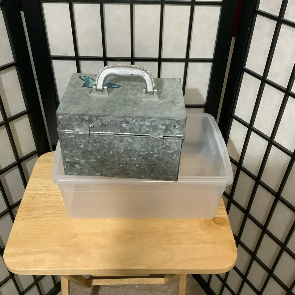 N/A vintage caboodles
