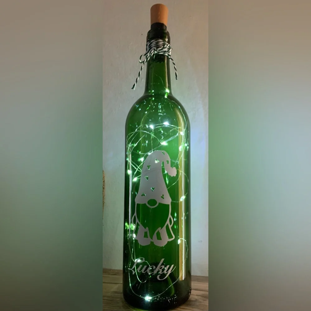 Wine Knot Craft Designs? ‘lucky’ white