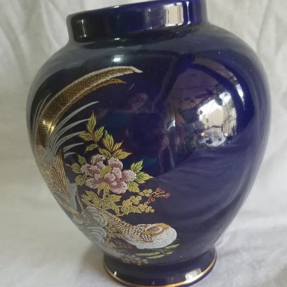 VTG JAPAN Cobalt Blue & Gold Pheasant Porcelain Ginger Jar Vase 6