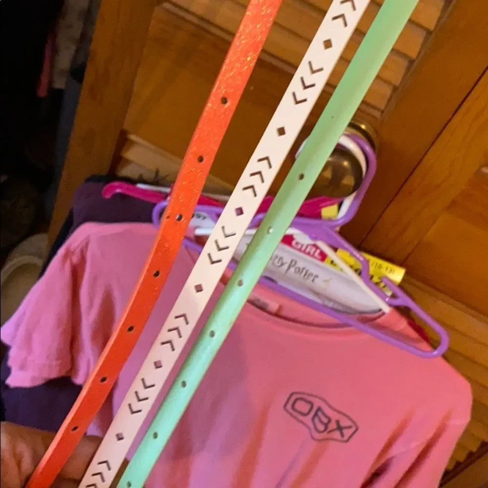 Little girls belts size s/m(6-7)