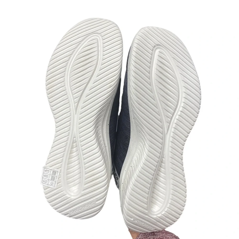 Skechers new tags