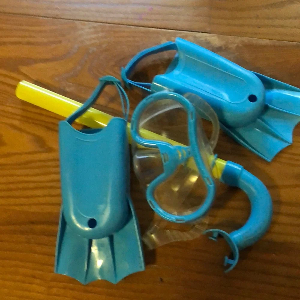 Toddler snorkel face mask flippers