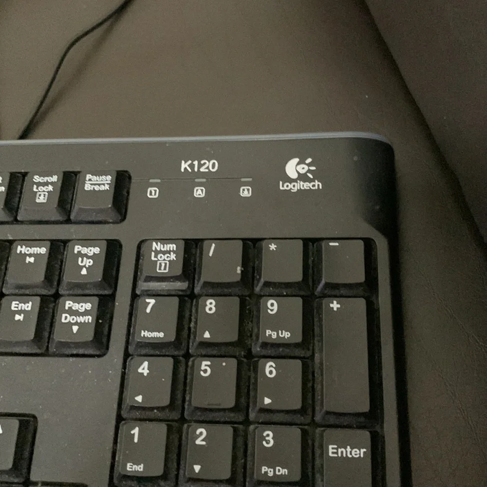Logitech keyboard connector
