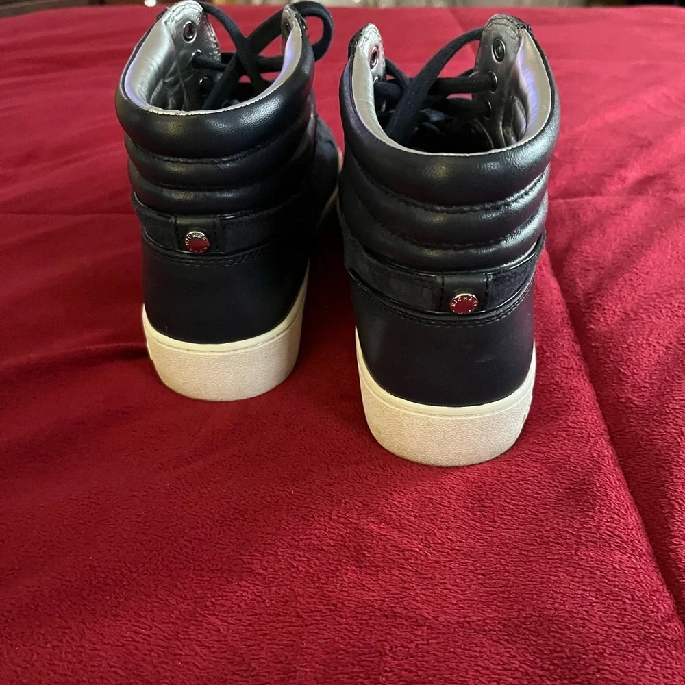 Michael Kors excellent clean