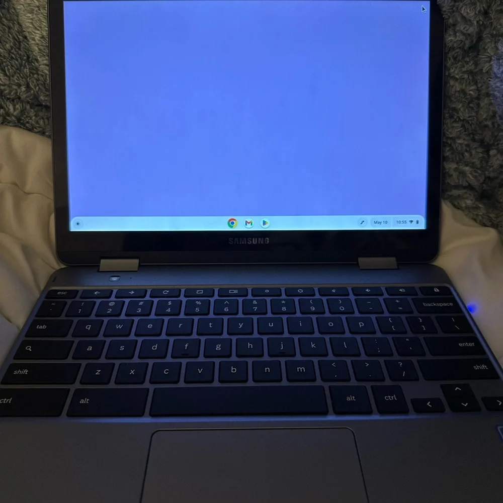 Samsung chrome book laptop, grey