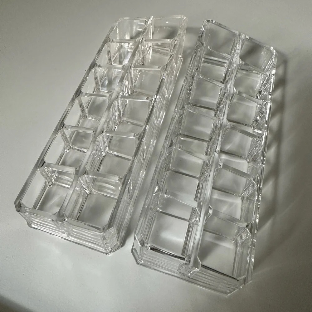 N/A set acrylic