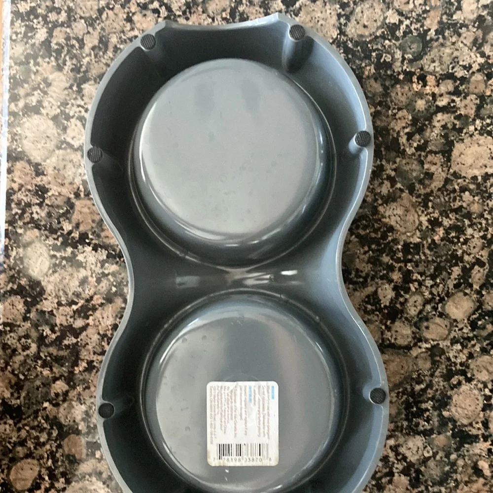 Gray double pet bowl used in great shape disinfected in the dishwasher