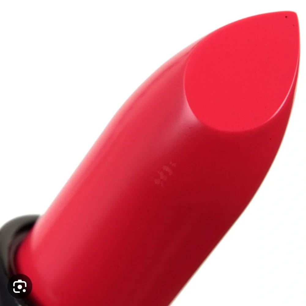 MAC Cosmetics comfortable fall