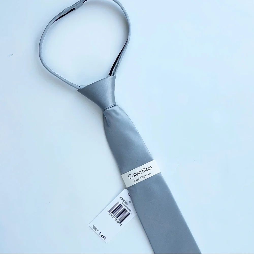 NWT Boys Calvin Klein Silver adjustable tie