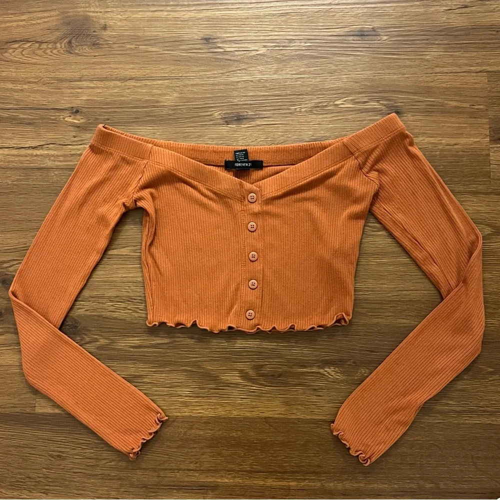 Forever 21 Long Sleeve Off Shoulder Lettuce Trim Crop Top Size Small