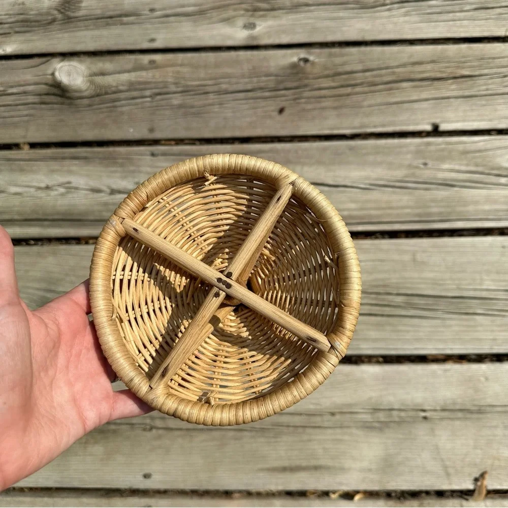N/A washcloth holder