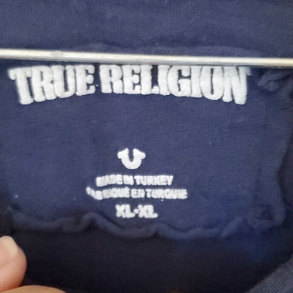 True Religion size XL T