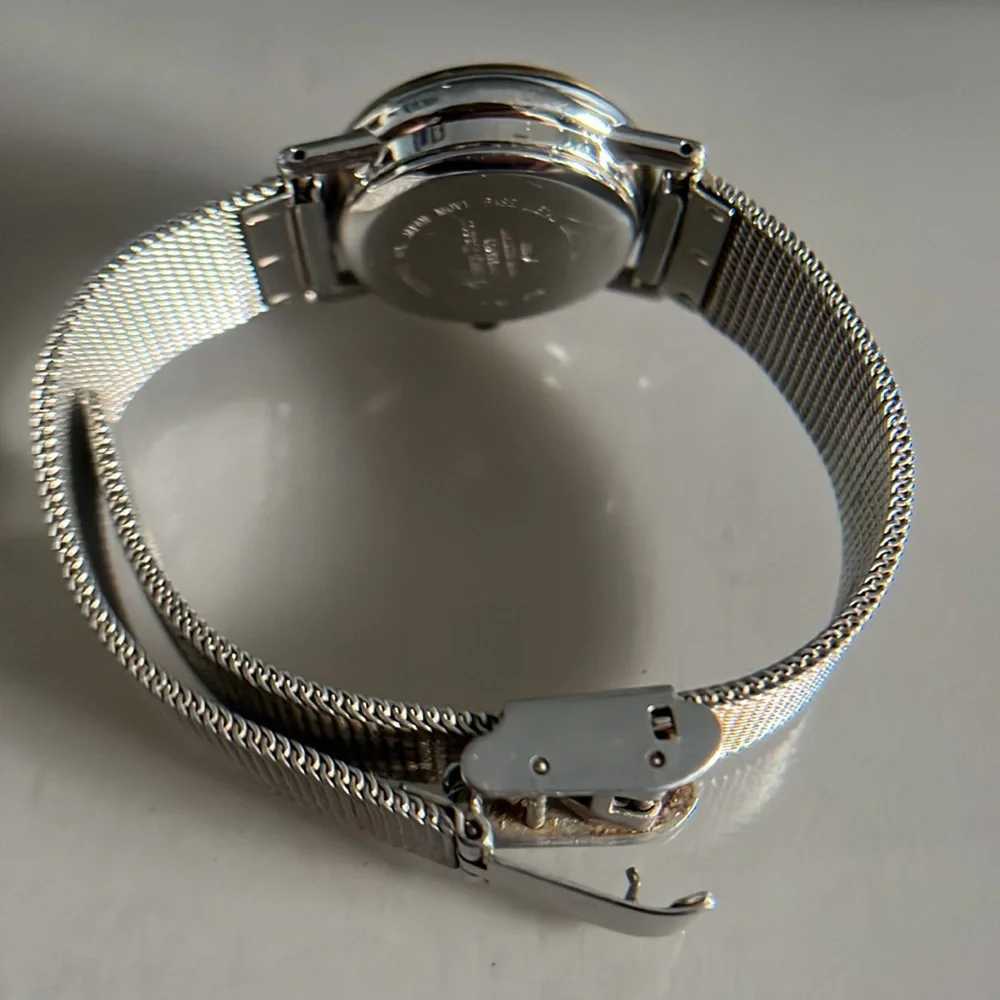 Mathey-Tissot bezel quartz back