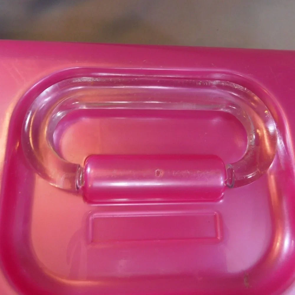 COPY - Caboodle Hot Pink Plastic Your Own Style Closure Inside Mirror Minor Scr…