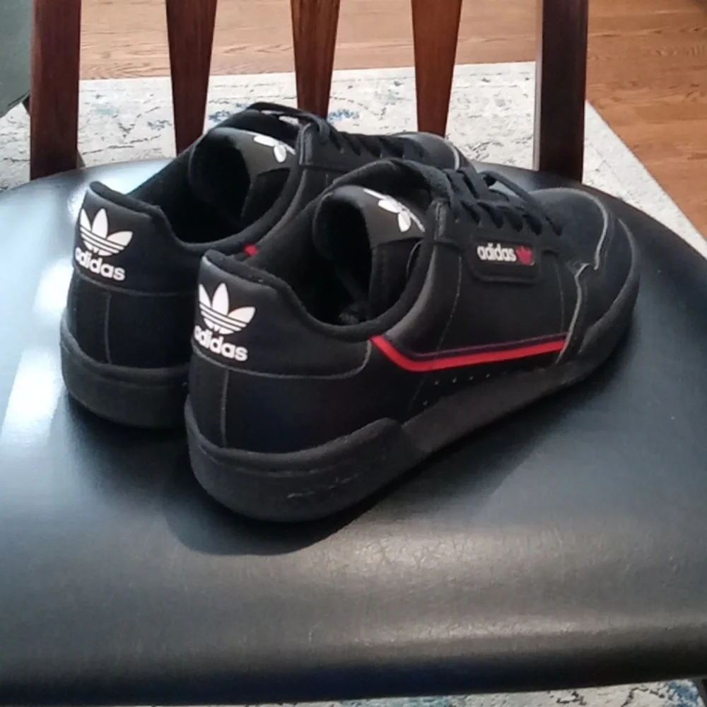 adidas continental 80