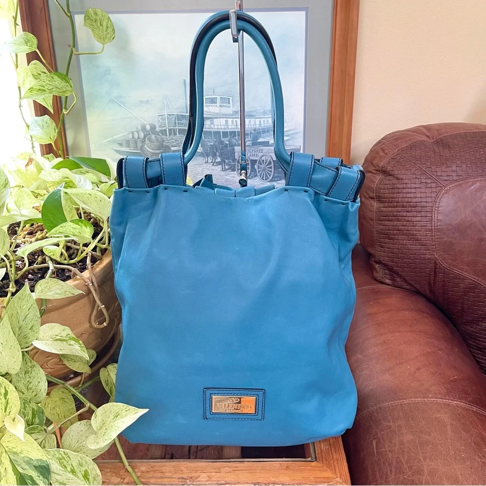 Authentic Rare Valentino Garavani Vertigo Rose Genuine Lambskin Leather Bag