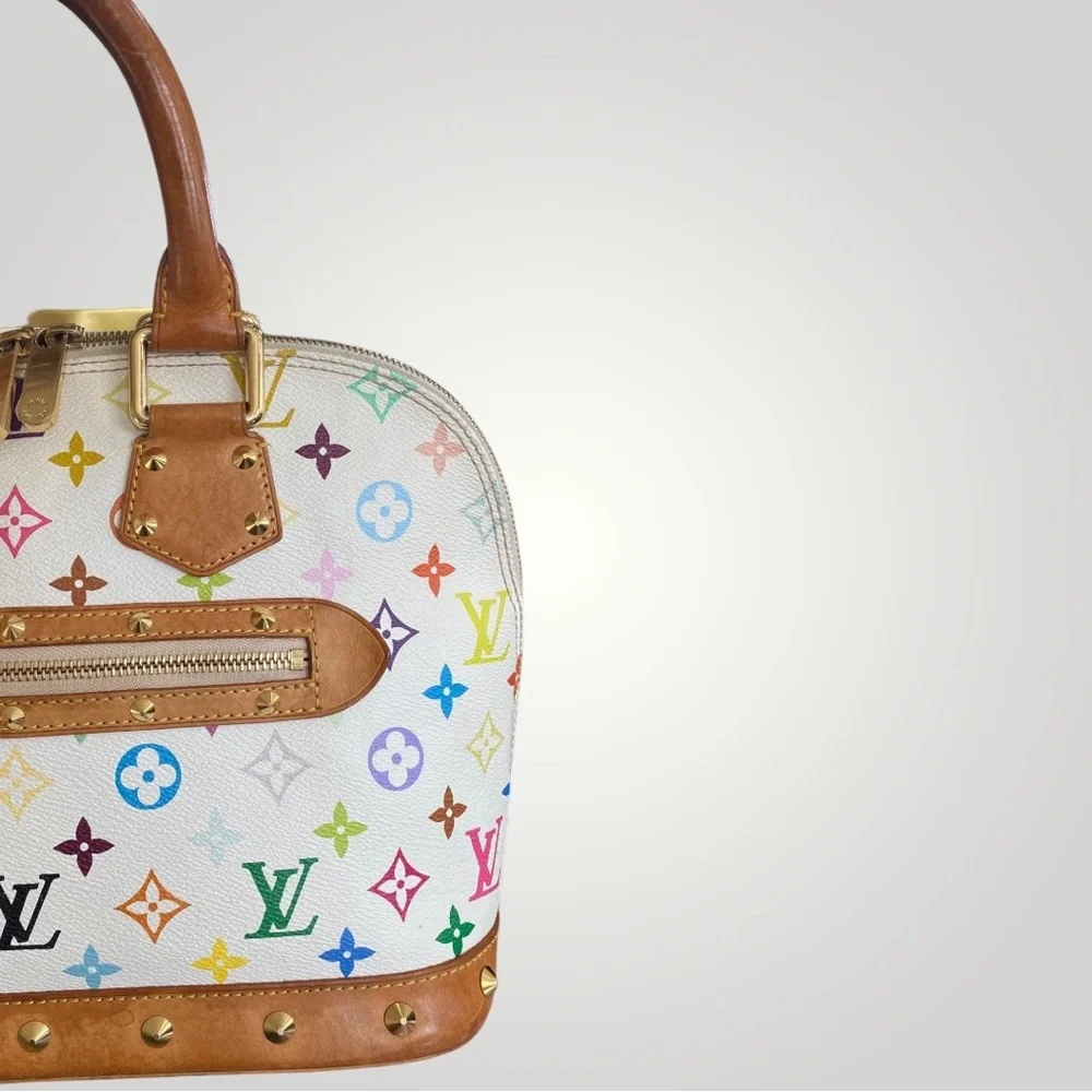 Louis Vuitton gorgeous piece