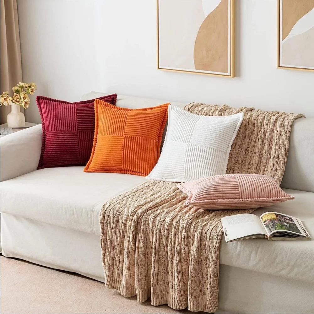 West Elm 🌸beautiful pillowcase