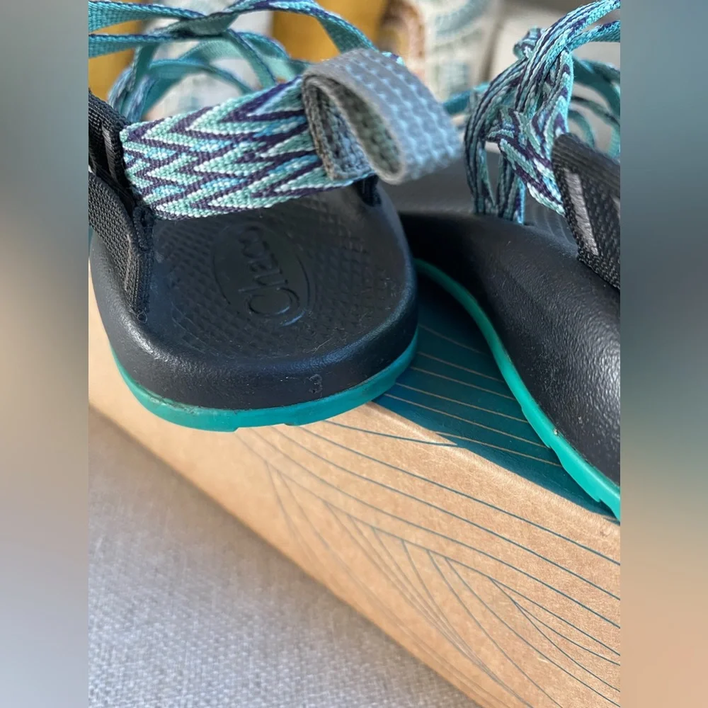 Chaco gently worn