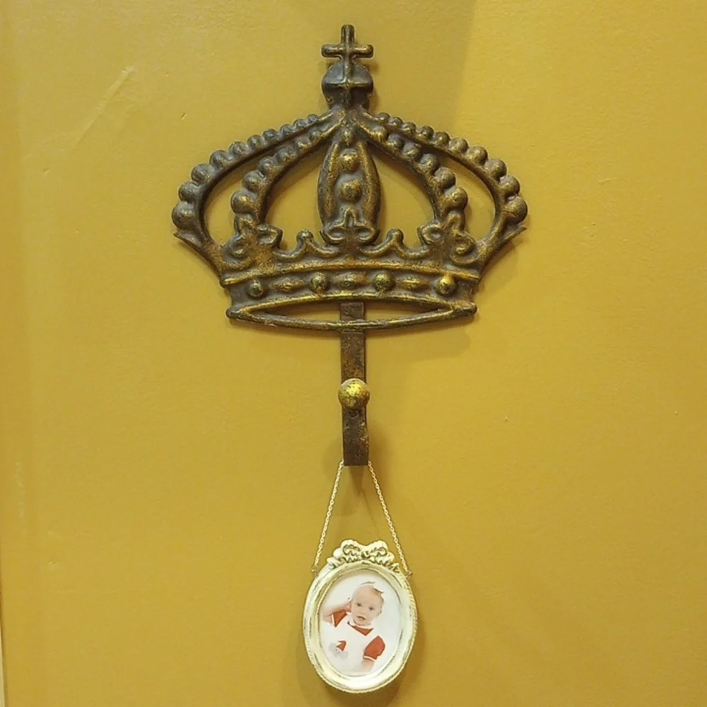N/A medieval style