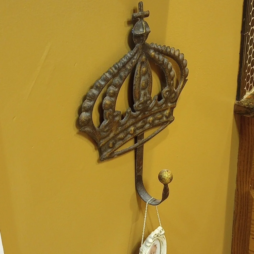 N/A medieval style