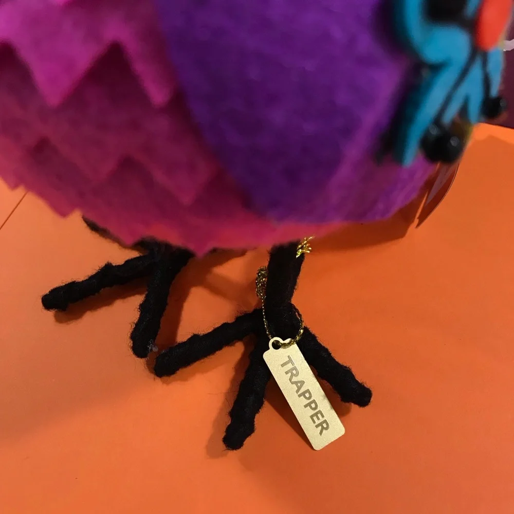 Target Halloween 2021 Hyde & Eek TRAPPER Bird