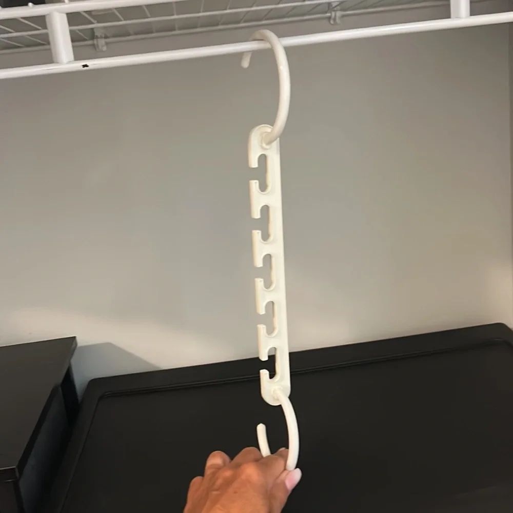 Space saving hangers