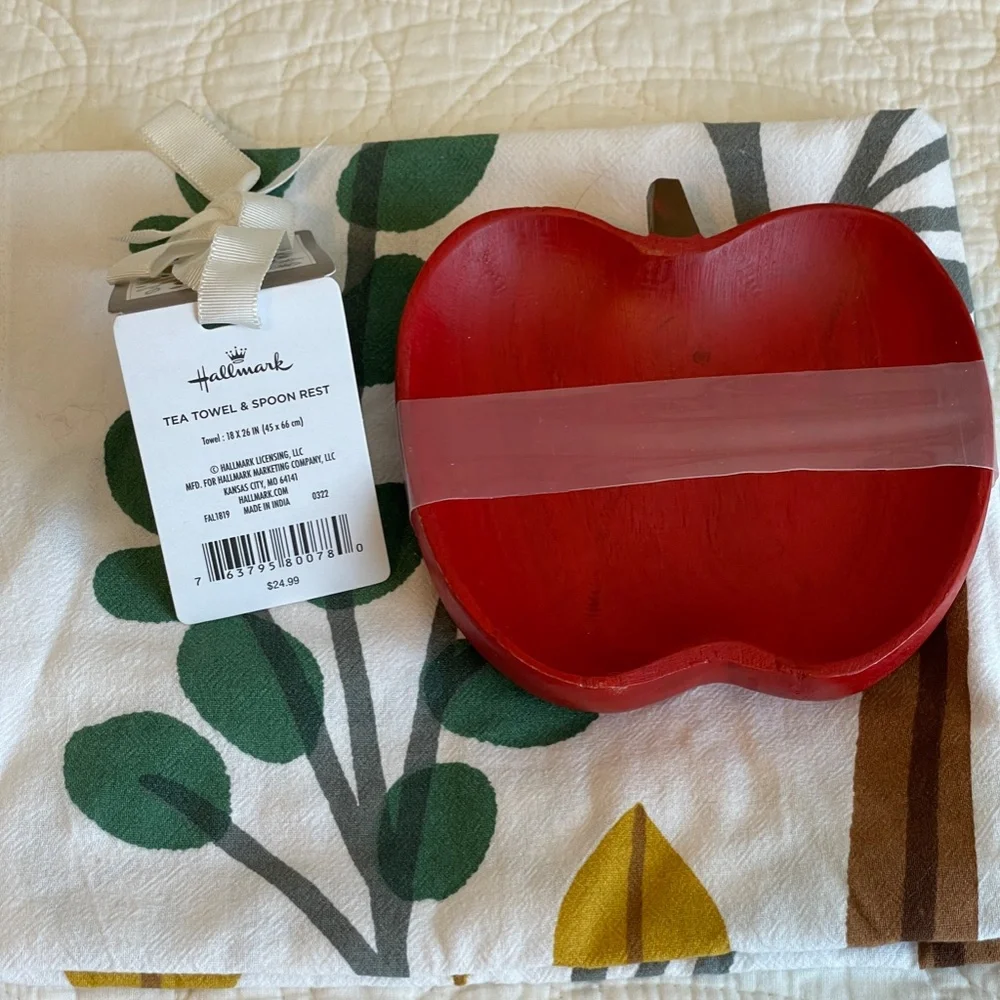 Hallmark Red Wooden Apple Spoon Rest and Tea Towel Gift Set Country Fall Harvest