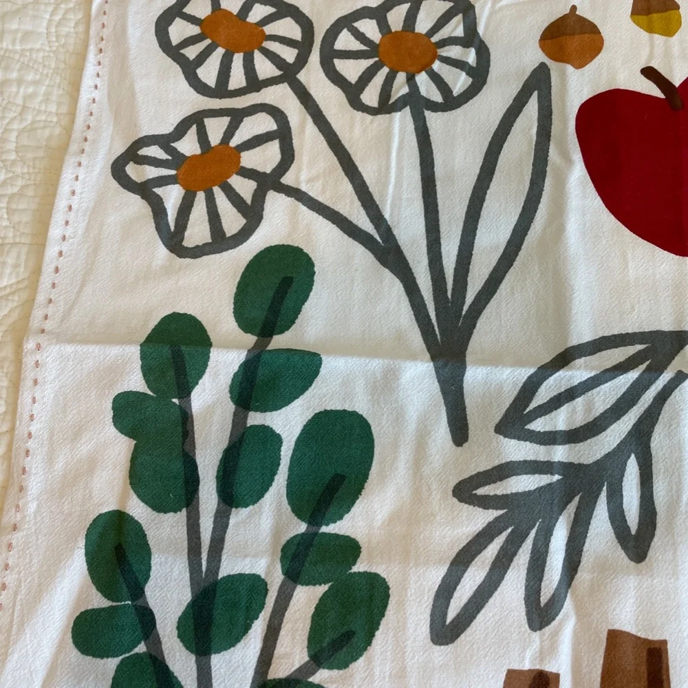 Hallmark Red Wooden Apple Spoon Rest and Tea Towel Gift Set Country Fall Harvest