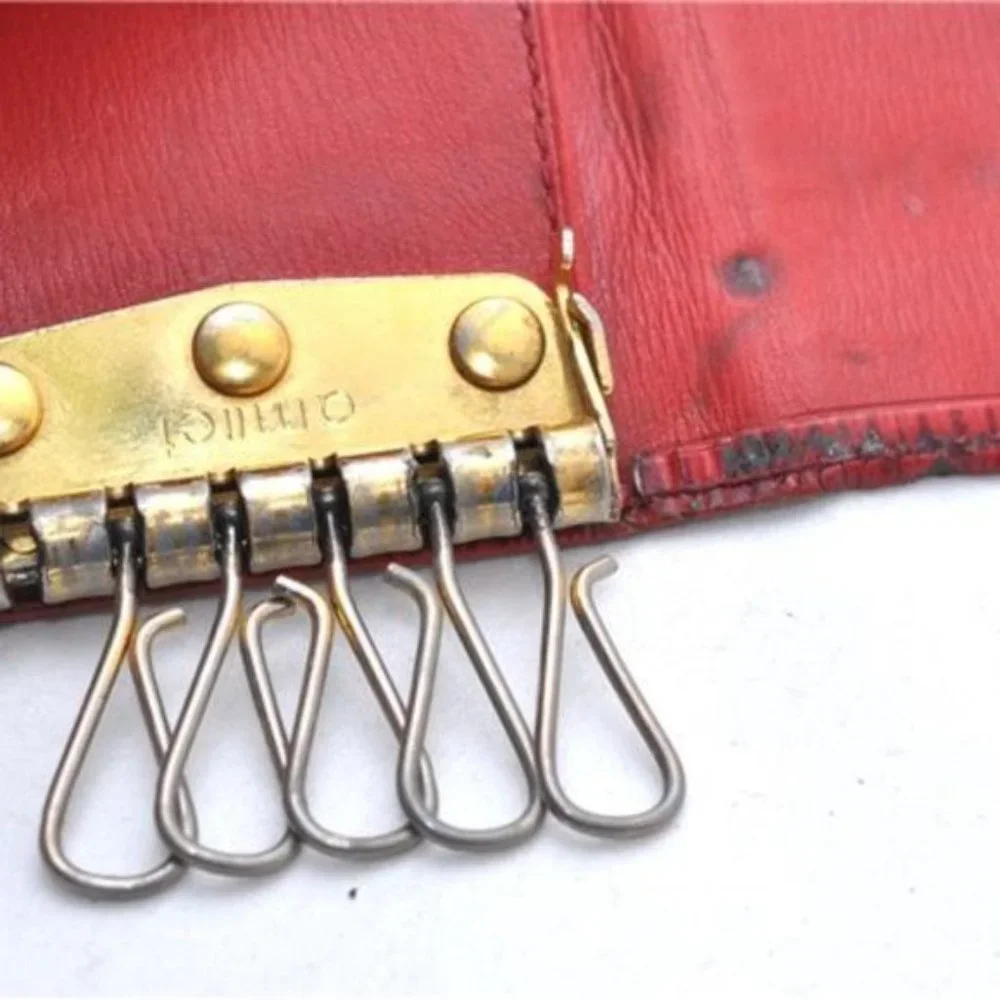 Louis Vuitton please check