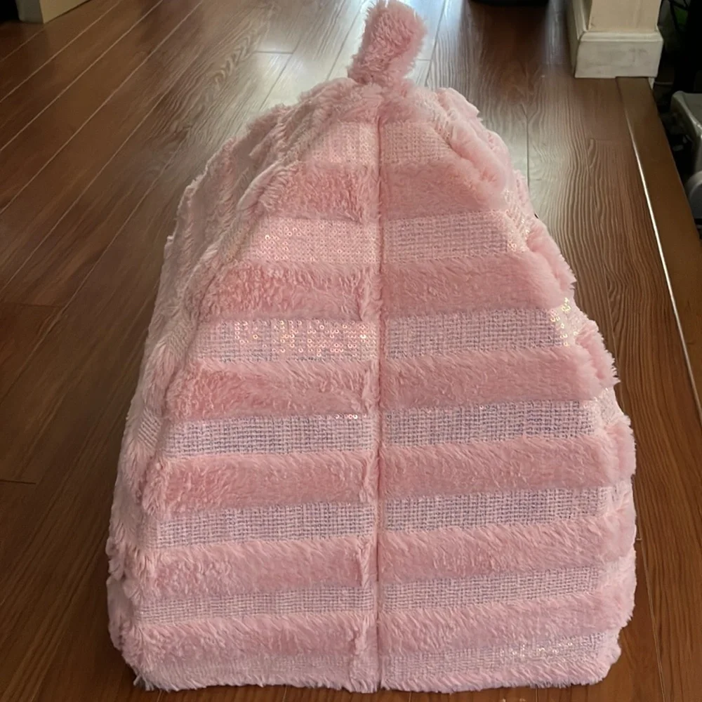 N/A pink sequin