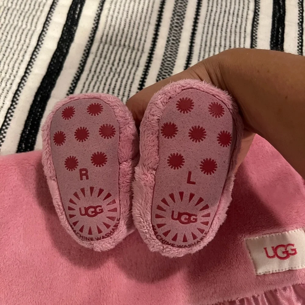 UGG discoloration otherwise washed