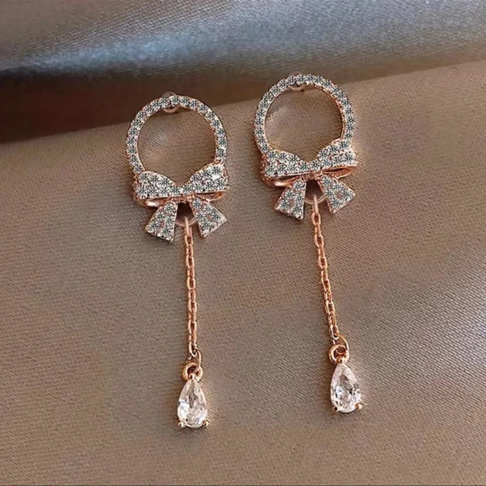 N/A introducing elegant