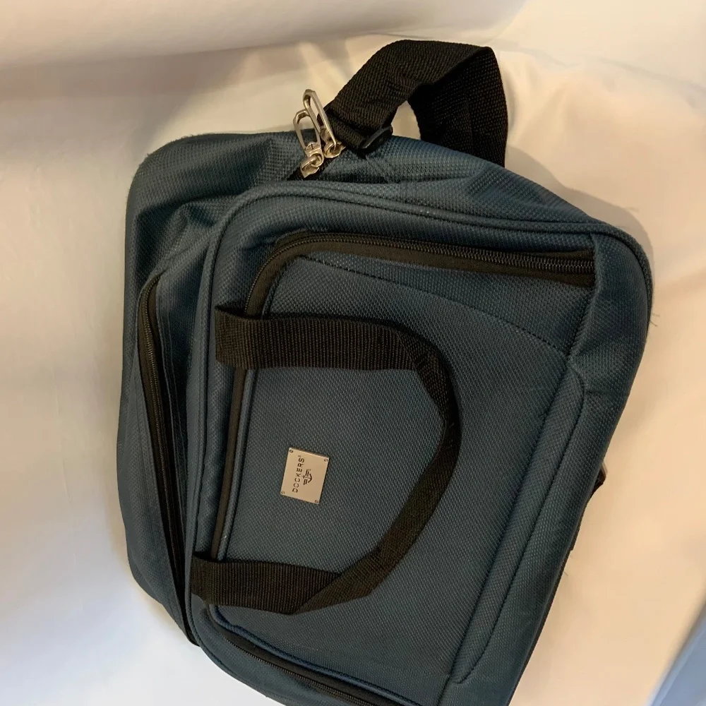 Dockers Travel Shoulder Carry-On Laptop Bag in Blue