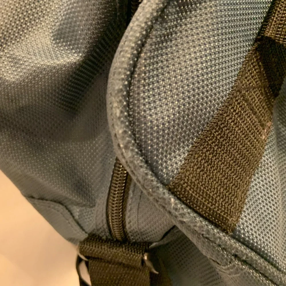 Dockers Travel Shoulder Carry-On Laptop Bag in Blue