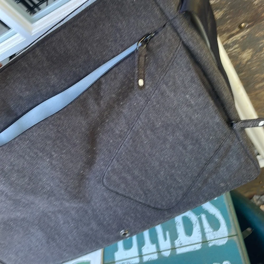 Incase Computer/Laptop Bag.