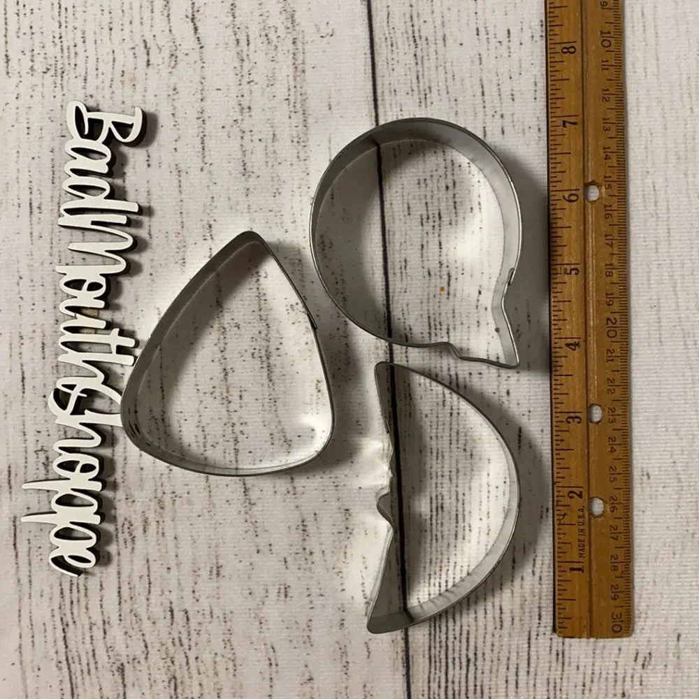 Set of 3 Vintage Metal Cookie Cutters - Candy Corn, Moon, Letter Q