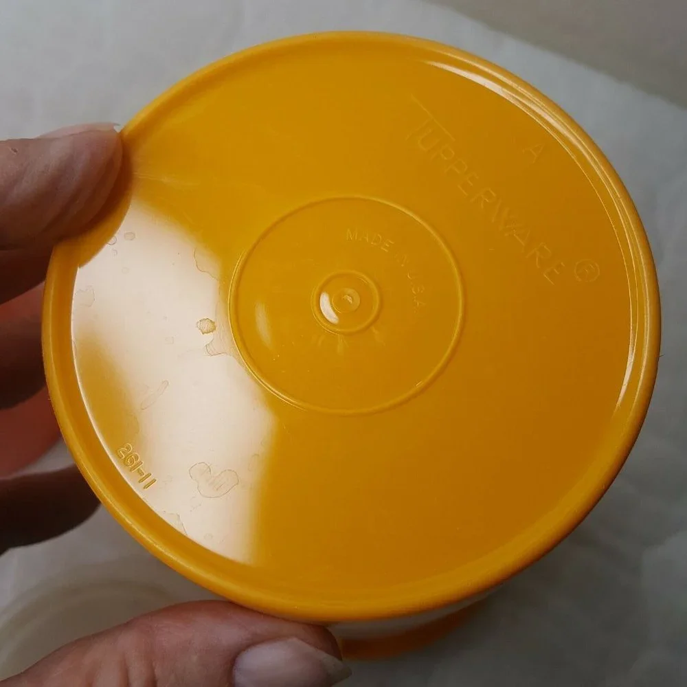 Tupperware lot vtg