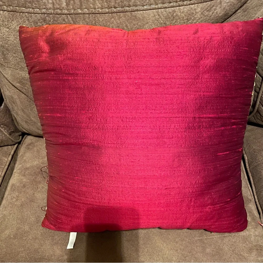 Decorative Pillow - 16”x16” - red (leaning a little burgundy) with gold trim