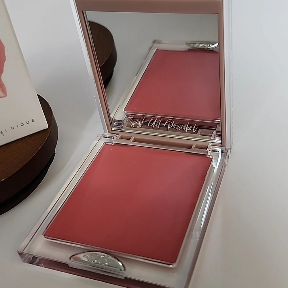 Dominique Cosmetics Cream Blush - Soft Pink