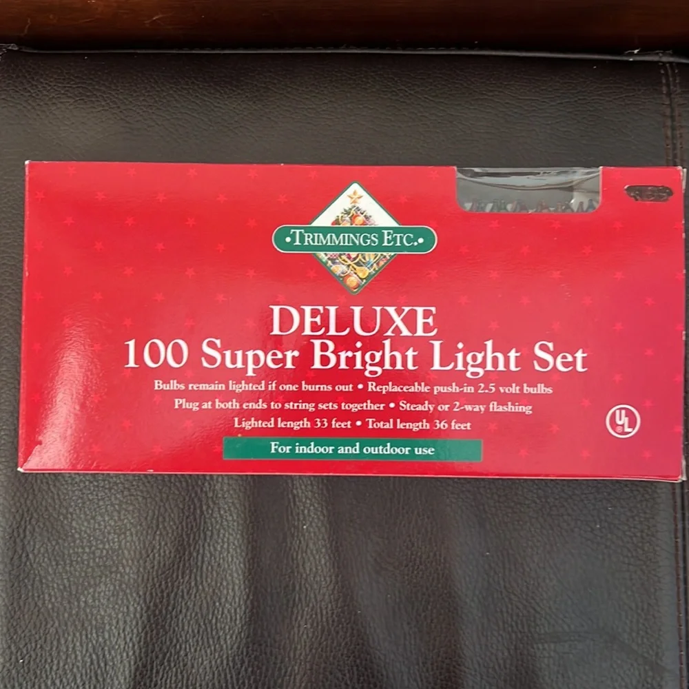 NWOT Christmas 100 Super Bright Multi Color Bulbs For Indoor/Outdoor Use