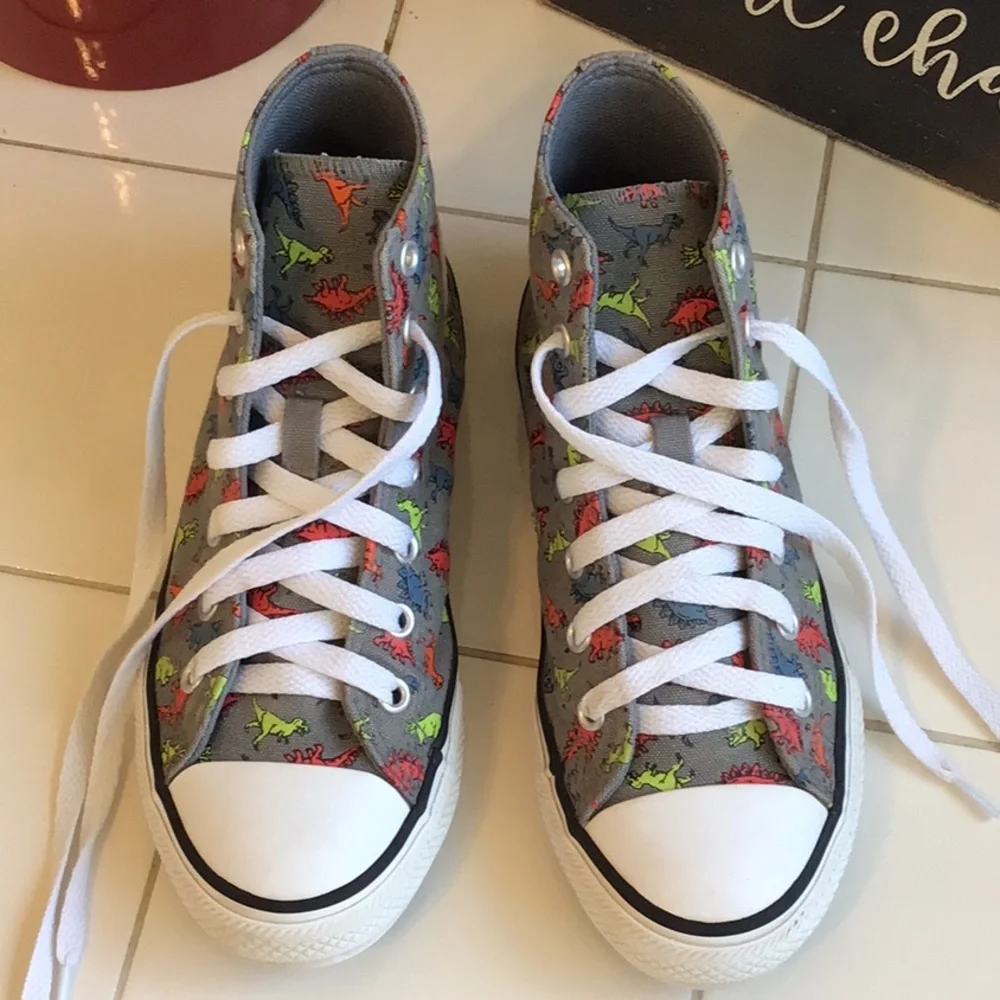 Converse these gently