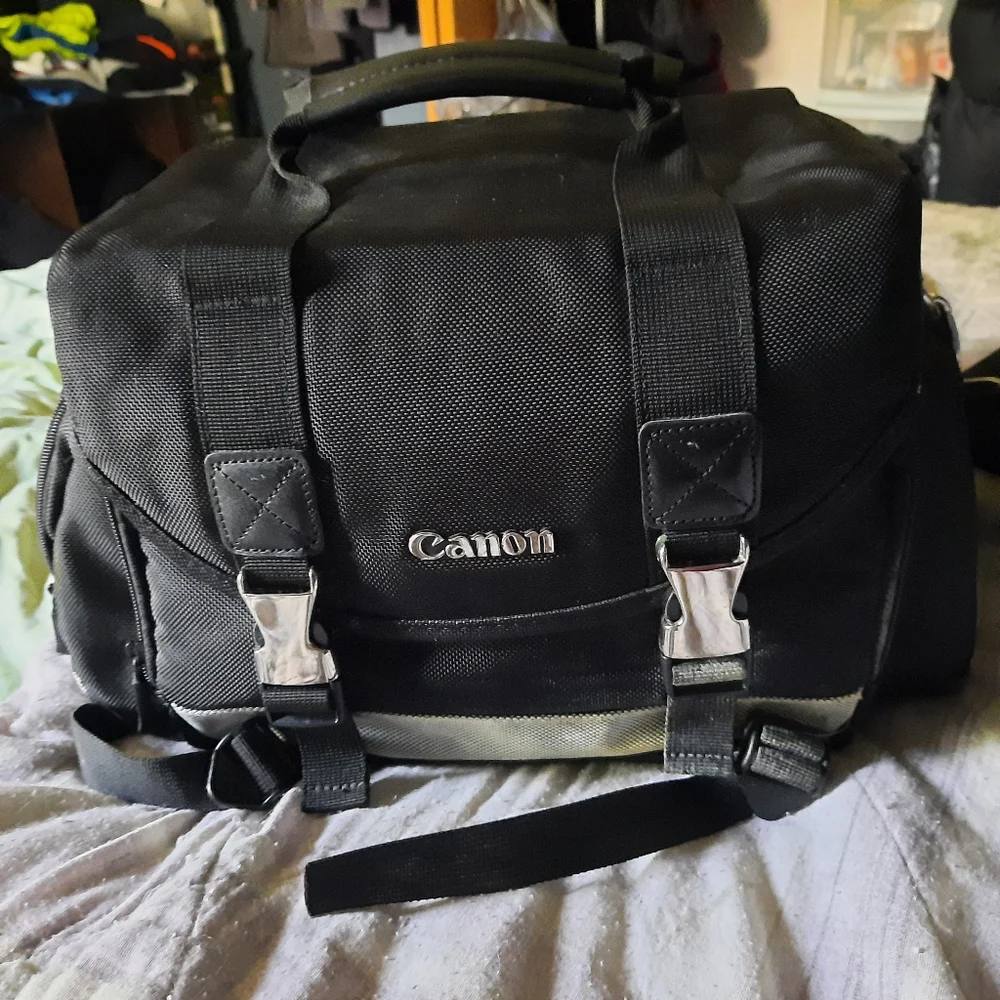 Canon rebel t2i
