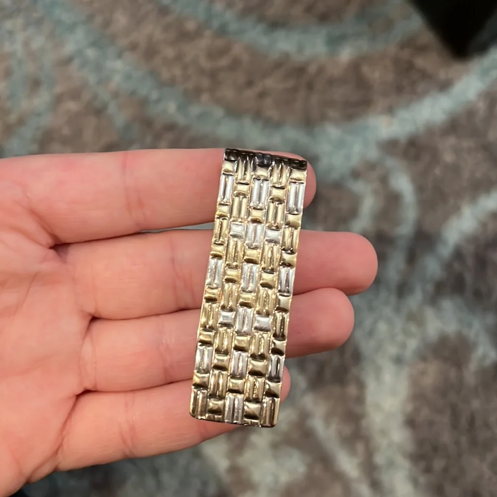 Tiffany & Co. used natural