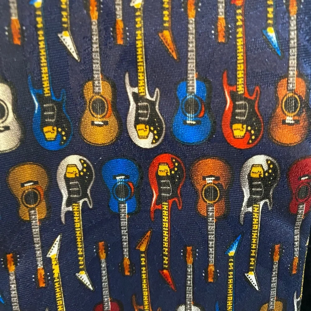 Vintage Rockstar Tie, 3.5