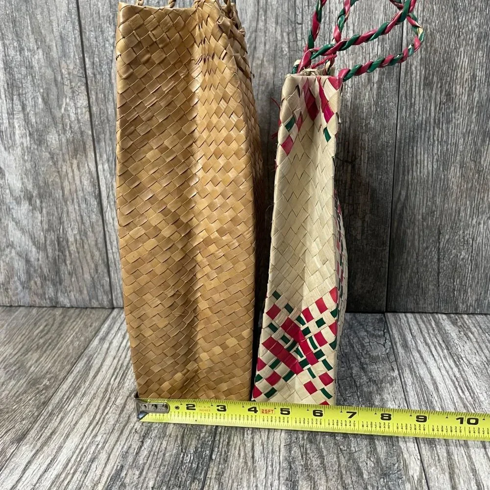 Bundle of 2 Woven Straw Beach Raffia Gift Bags