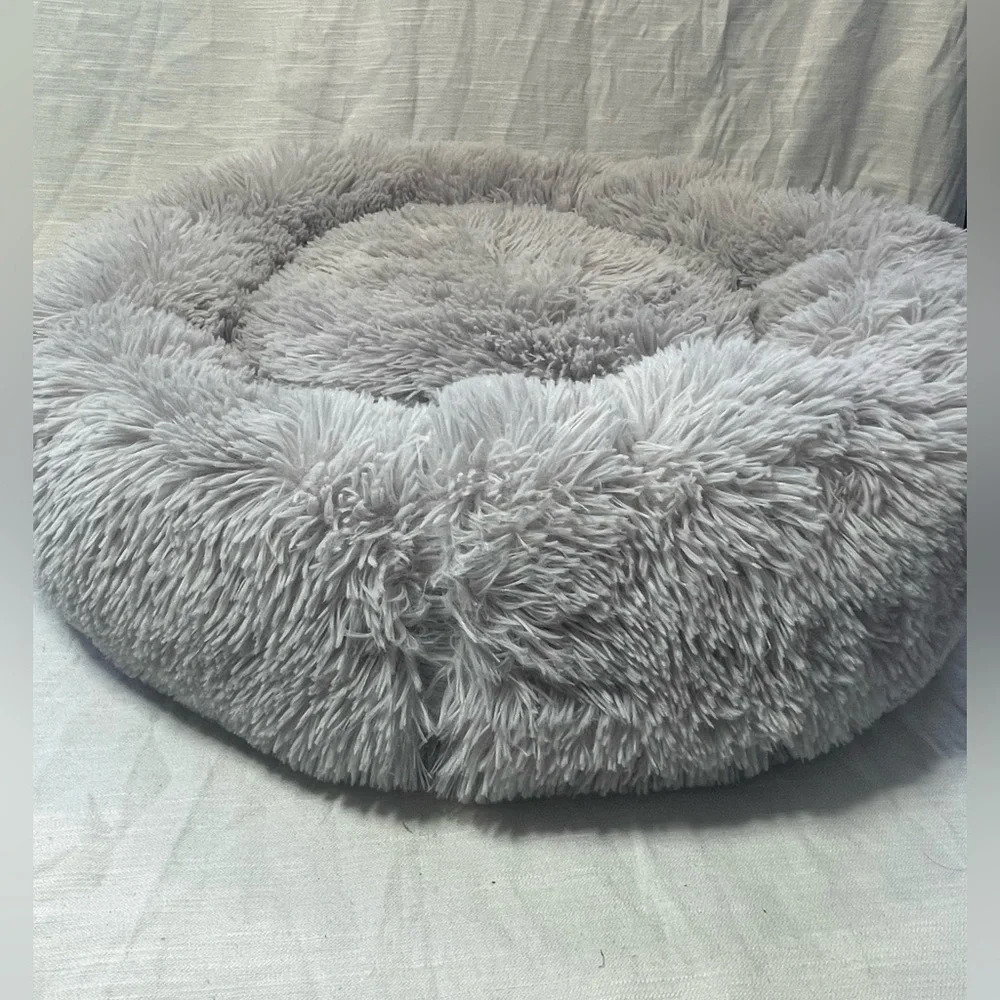 N/A 24” fluffy