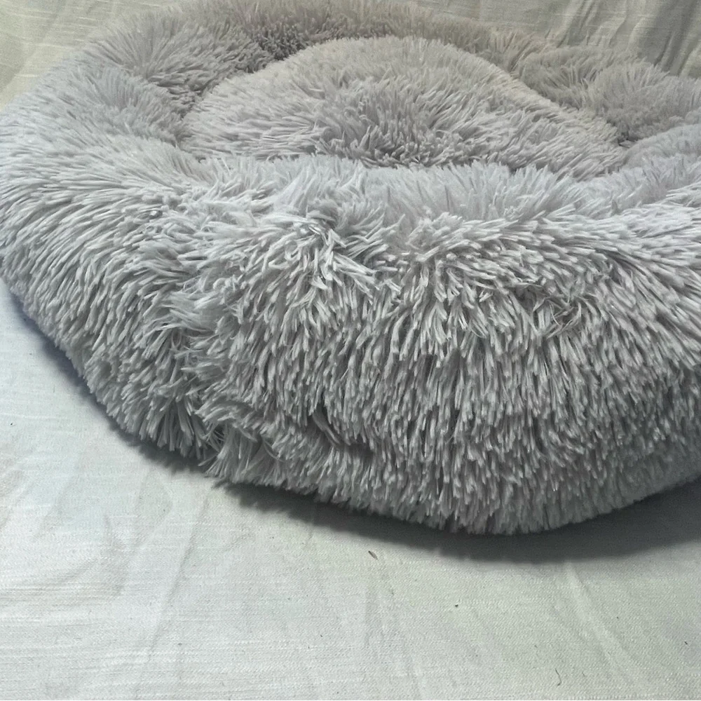 N/A 24” fluffy