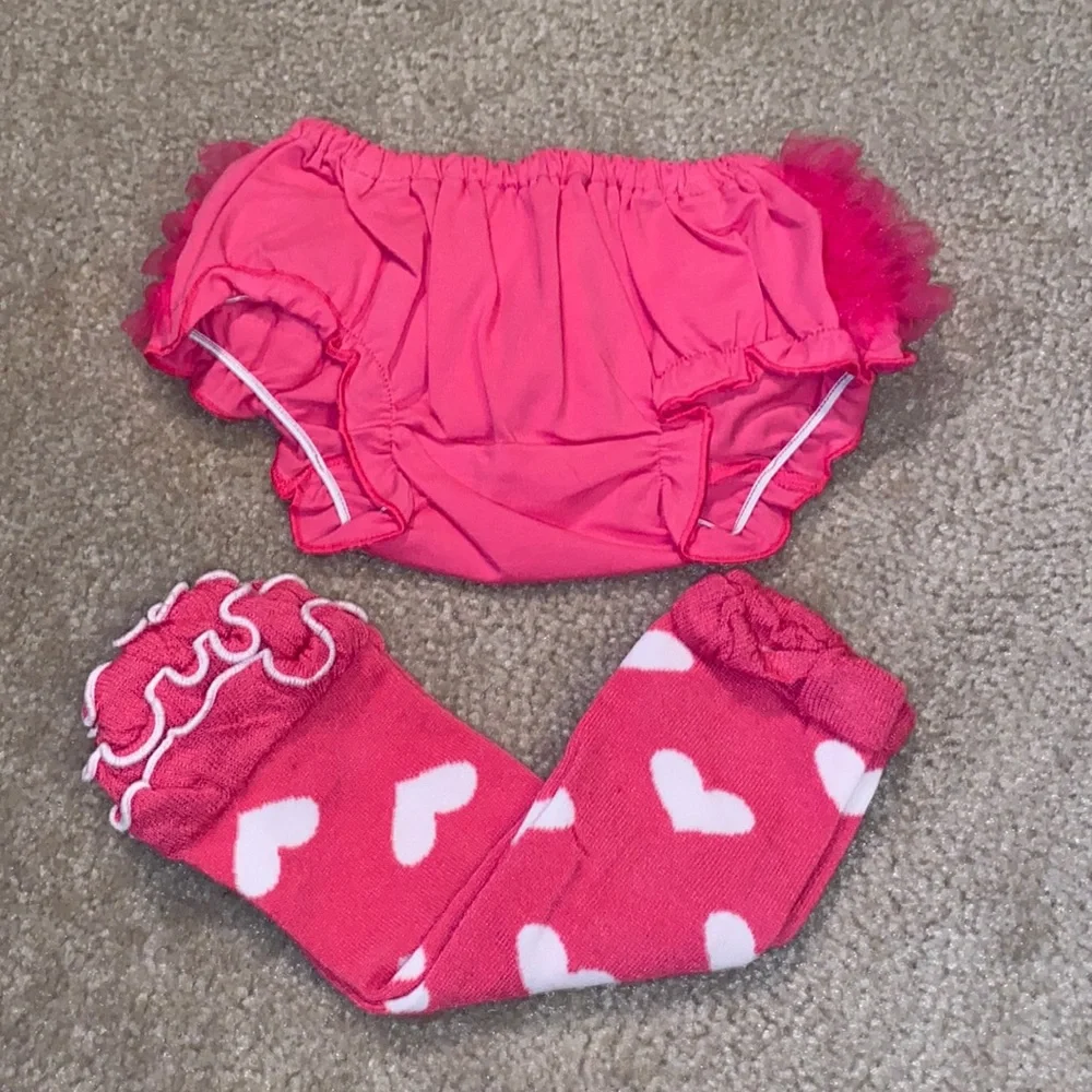 Ruffle Diaper Cover & Leg Warmer Set